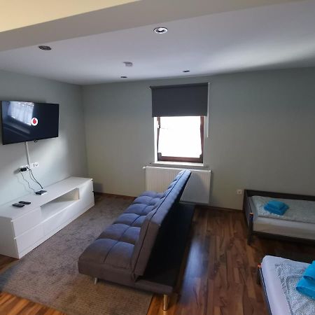 Pension Landgasthof - Iva Haßloch 외부 사진